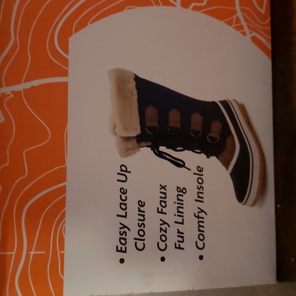 JBU Ladies Winter and Spring boots. Size 9, New with it's Box. Color Navy Blue - Picture 9 of 9